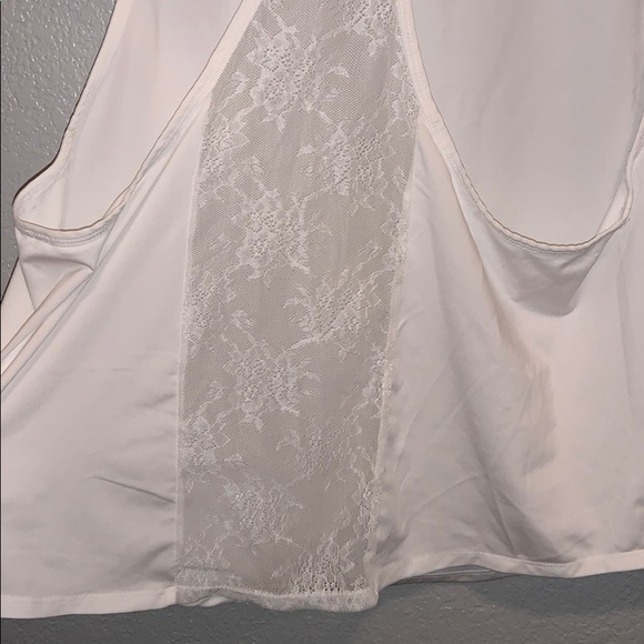 Fabletics tank - Picture 4 of 5